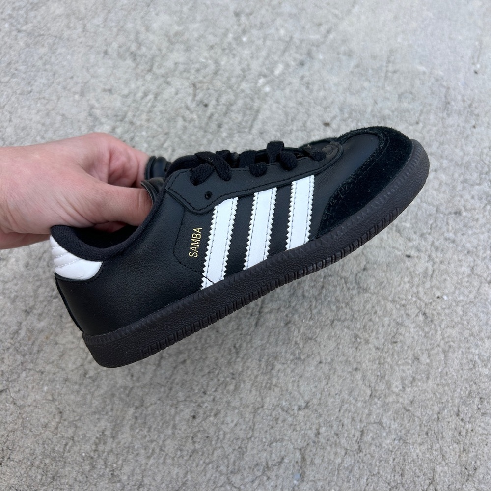 Adidas Samba Classic 036516 Black Soccer Shoes Sneakers Youth Size 11.5 Boys